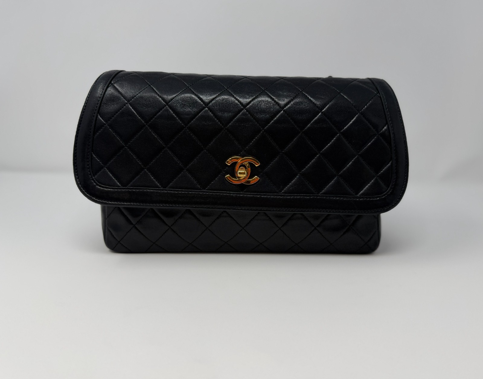 Vintage Chanel Black Lambskin Medium Half Flap Bag Gold HW 1989-1991 w/Wallet thumbnail 3