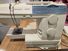 Husqvarna Viking Emerald 118 Sewing Machine White