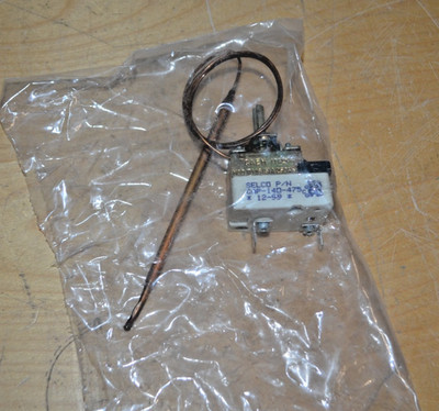 SELCO ~ CAP-140-475 ~ Bulb and Capillary Thermostat, adjustable 140-475° ~ NEW