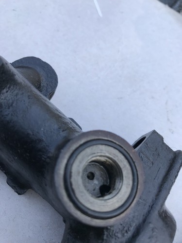 BMW Airhead master cylinder o-rings - Picture 2 of 8