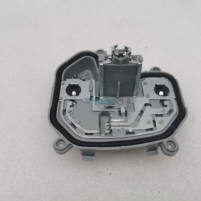 Rear Tail Light Bracket & Plug Right Side For 2015-2023 Jeep Renegade 68270837AA