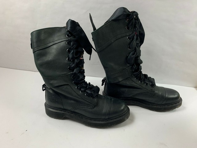 dr martens triumph 1914 size 6