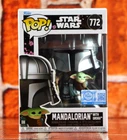 Funko Pop Star Wars Mandalorian With Grogu #772 Special Edition With Protector