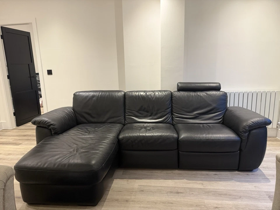 Natuzzi leather sofa, photo 2 of 5