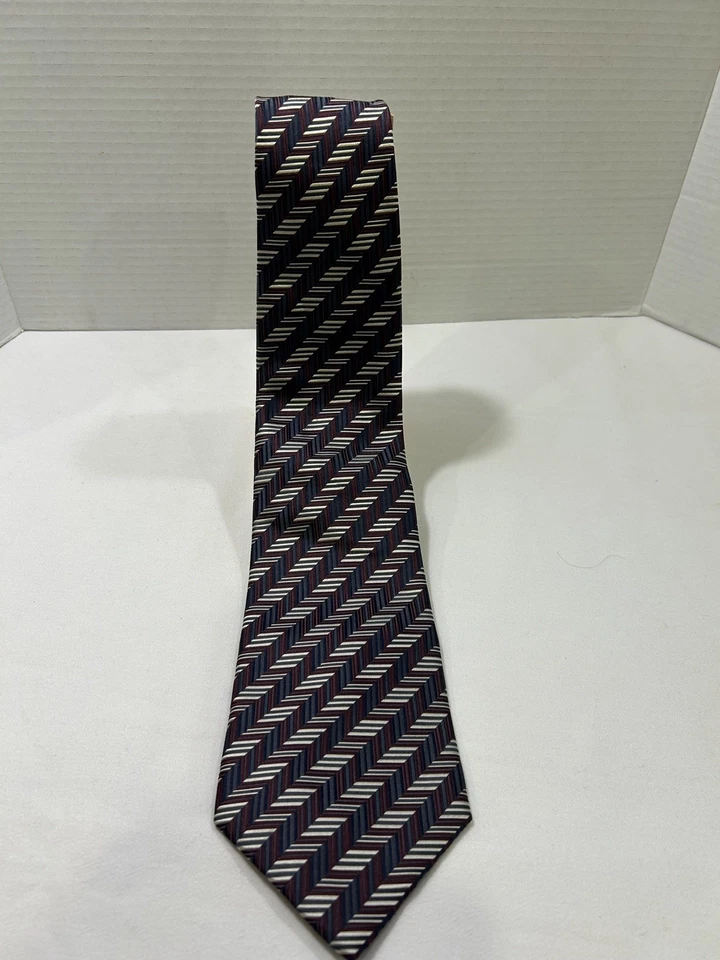 Corbata de seda Paul Dione 100 líneas geométricas para hombre Foto 4 de 4