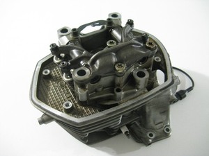 BMW R 1200 GS, K25 R12 0307, 02-07 Zylinderkopf links Nockenwelle Lagerbock