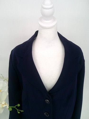 Judith Hart Womens Size 16W Navy Notch Lapel Three Button Flap Pocket Blazer - Picture 3 of 9