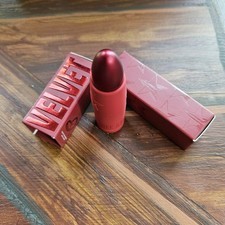 Jeffree Star Velvet Trap Lipstick