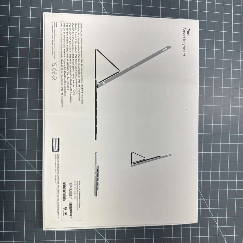 Apple Smart Keyboard for iPad Pro 10.5" 7th & 8th / iPad Air 3rd Gen - MX3L2LL/A - Image 2 of 3