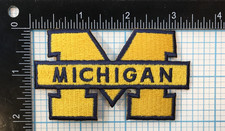MICHIGAN WOLVERINES NCAA COLLEGE VTG 3.5" YELLOW AND NAVY BLUE LOGO PATCH M58