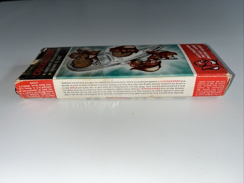 Crackerjack Vintage Nut Crackers Lobster Claw Tool Boxed Stove Enamel Finish - Picture 5 of 19