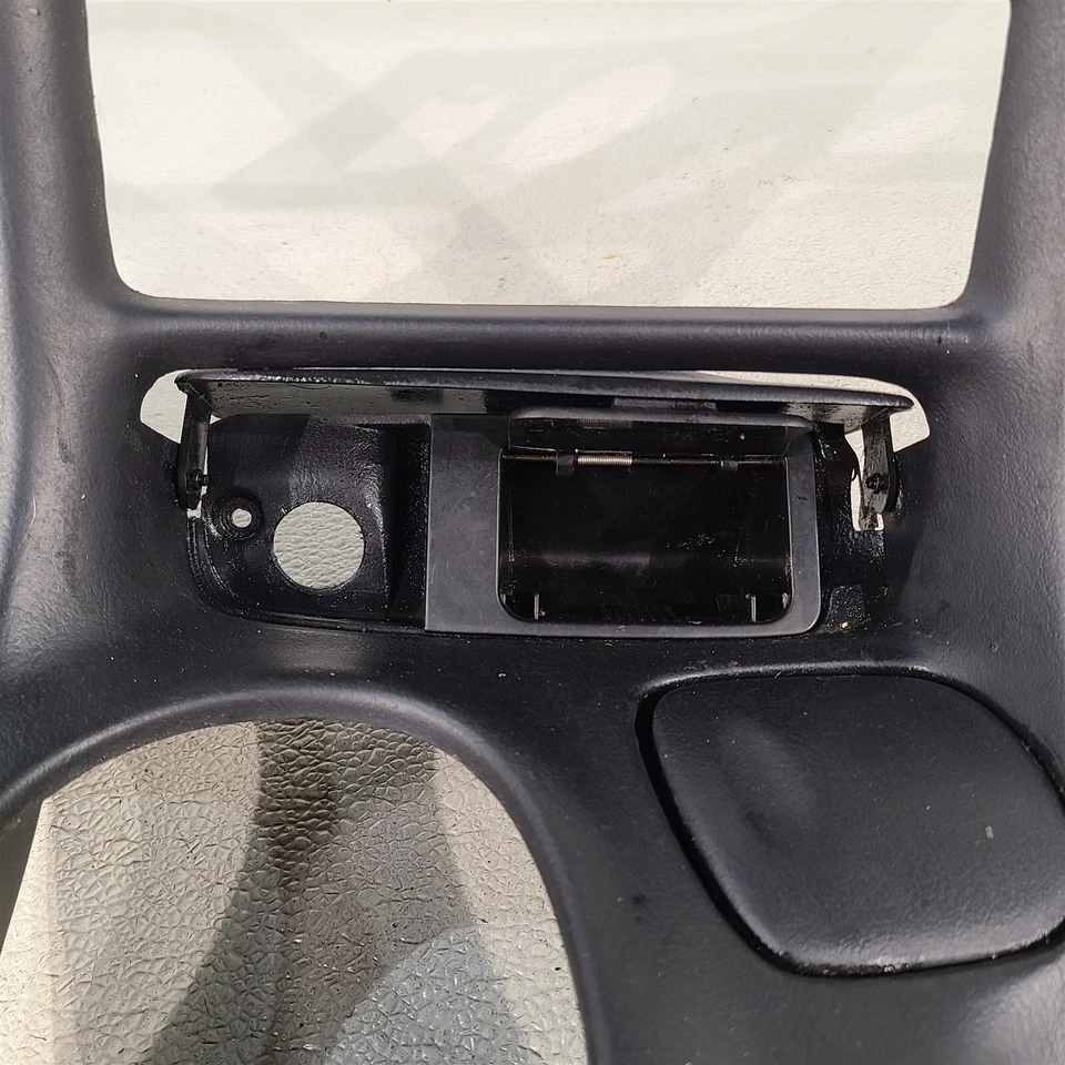 97-04 Corvette C5 Consola Central Radio Bisel Palanca de Cambios Borde Negro Aa7374 Foto 3 de 4