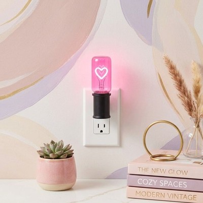 Globe Electric Auto On/Off Pink Heart Filament Night Light