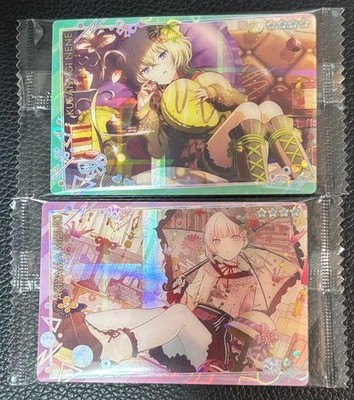 Project Sekai wafer cards: Mizuki Akiyama, Nene Kusunagi