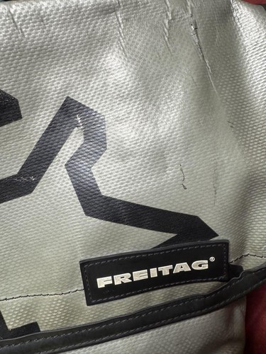 FREITAG Messenger bag F42 SURFSIDE6 Shoulder bag authentic man Silver casual - Picture 9 of 13