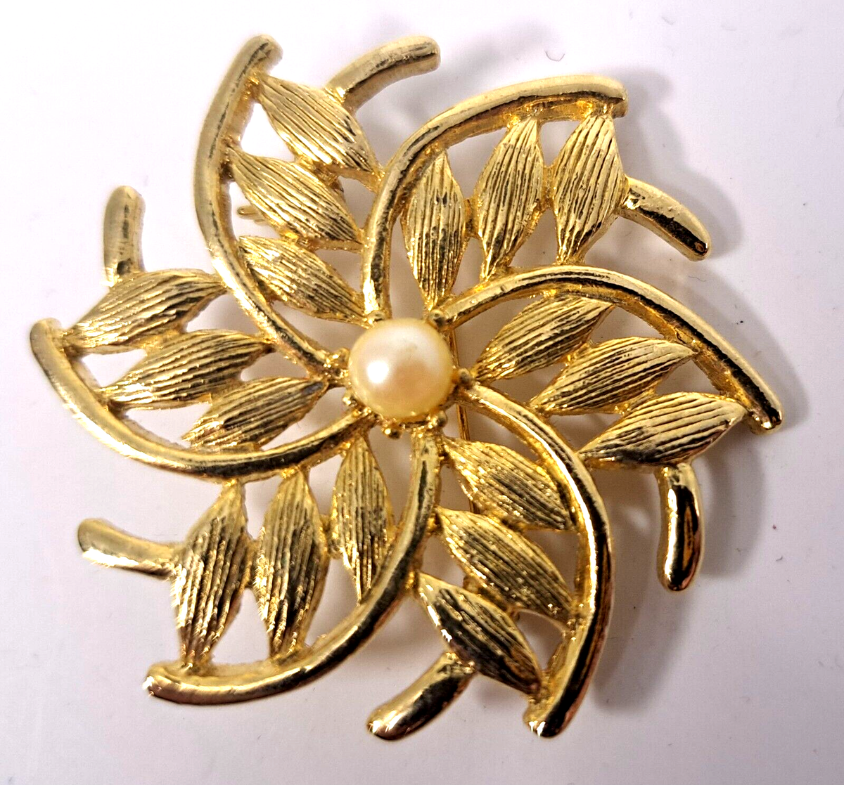 Vintage Gold Tone Faux White Pearl 1928 Brand Filigree Flower
