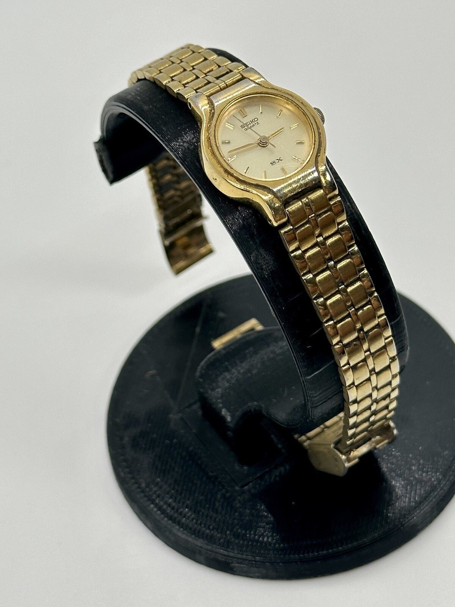 【しばわんこ】 Ladies Seiko V401-0091 SX Quartz Watch For Parts Or Repair