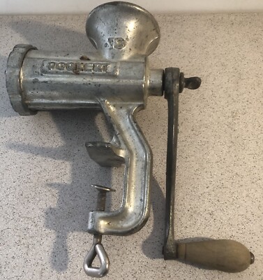 Alter Fleischwolf Porkert old tool meat grinder altes Werkzeug Fleischwolf