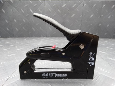 #ad Husky Metal Staple Gun 3 8 in. Staple MT0301 $1.30