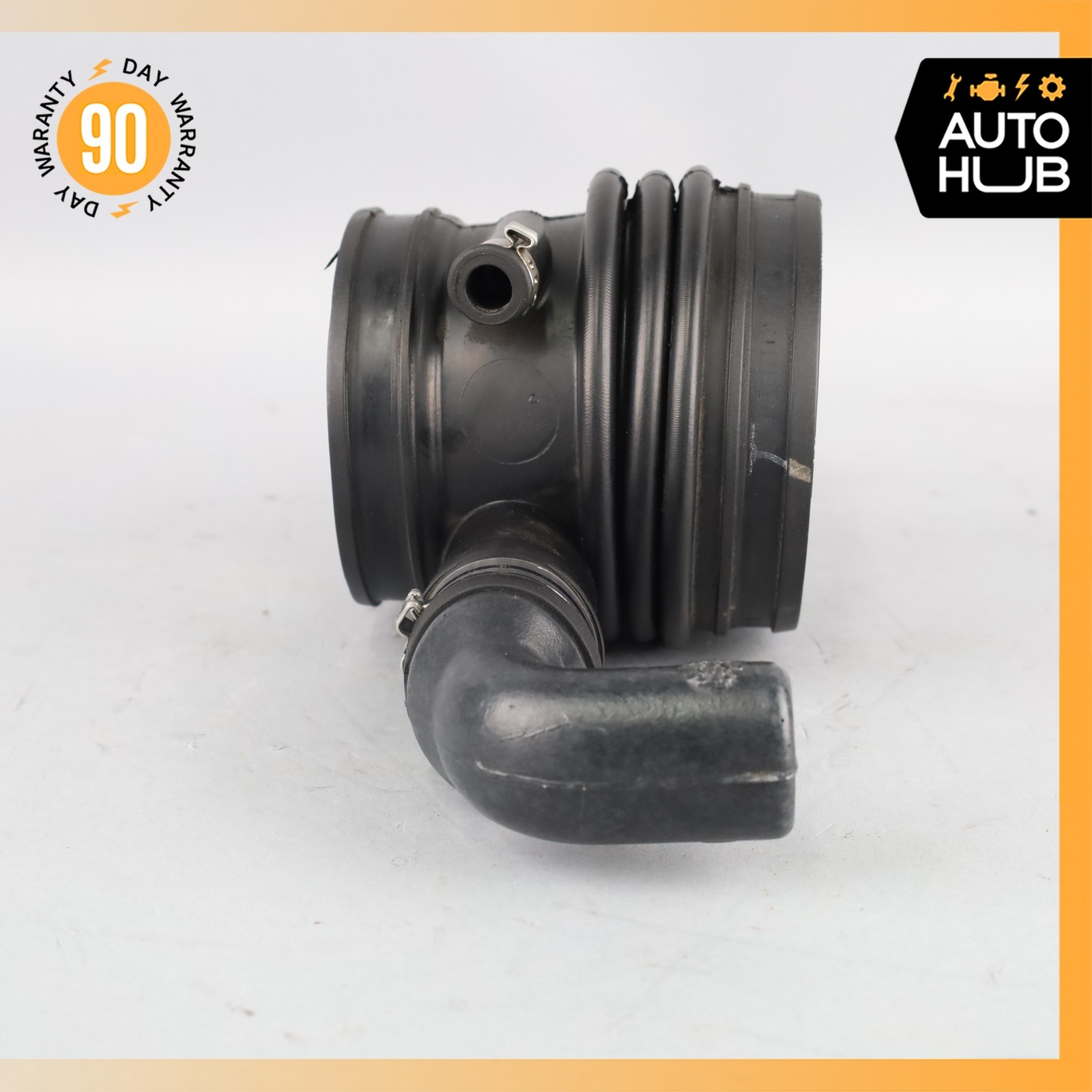04-19 Maserati GranTurismo Quattroporte F136 Air Intake Duct Hose 215889 OEM