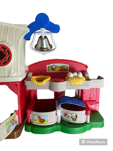 Fisher-Price DWC31 Little People Caring for Animals Farm Set - Picture 2 of 4