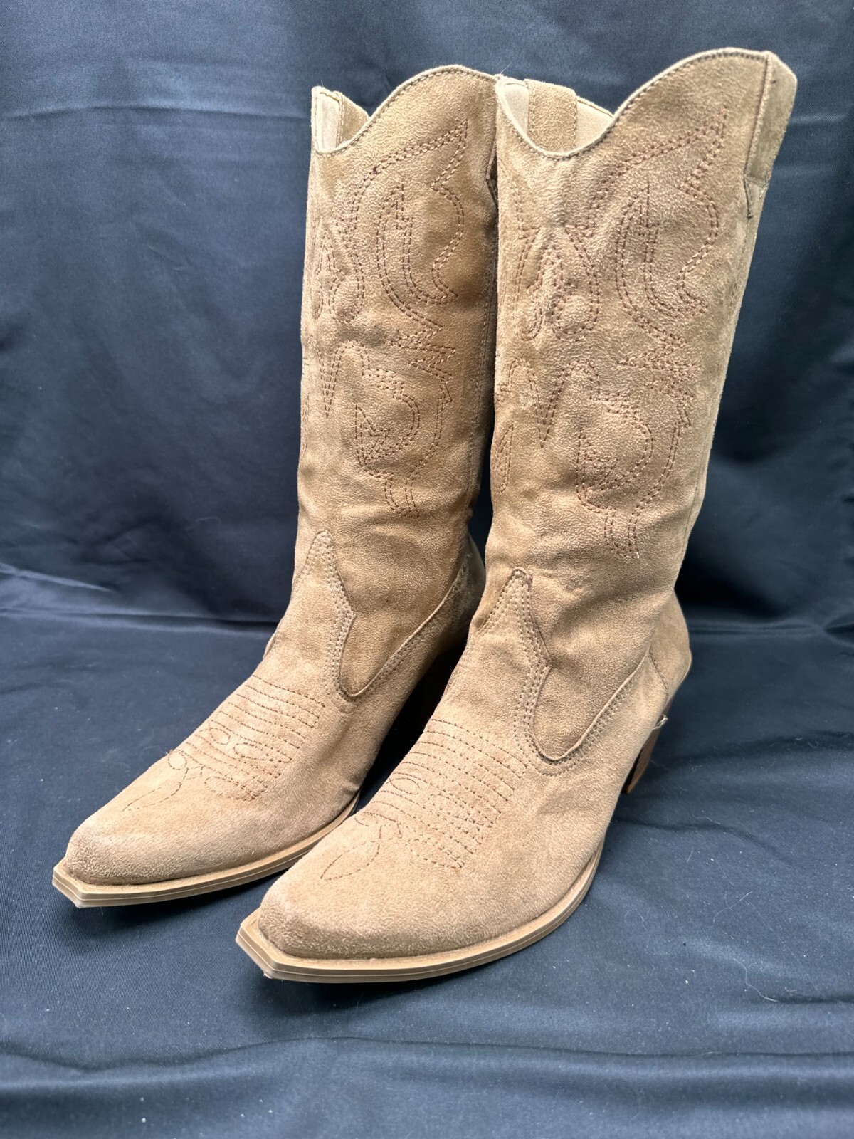 Vintage Tan Western Faux Suede Cowgirl Boots Heels Size 5
