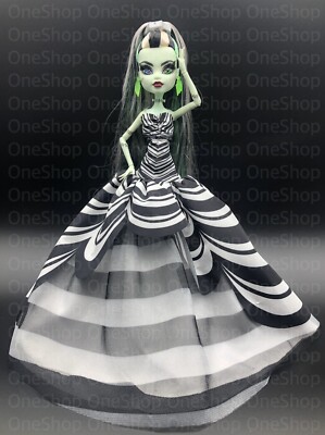 Monster High Midnight Runway Haunt Couture Frankie Stein Doll Custom Restyle