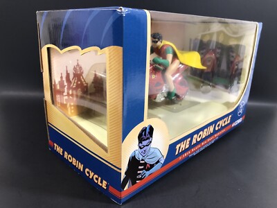 2005 CORGI BATMAN CLASSICS DC THE ROBIN CYCLE 1:16 SCALE
