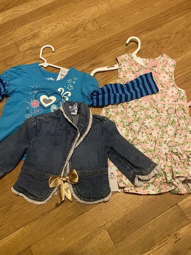 NWT Girl's 3T Clothes lot 3 pc.Oshkosh Dress ,Disney Jacket, Shirt - 第 1/4 張圖片