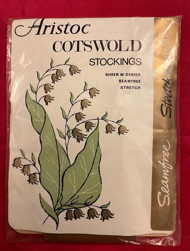Vintage 1970’s Aristoc Cotswolds nylon stockings. Vintage 10.5-11 Shade - Allure - Picture 2 of 7