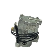 NEW Parker 110/120V 50/60hZ Solenoid Pilot Air Control Valve K065103353