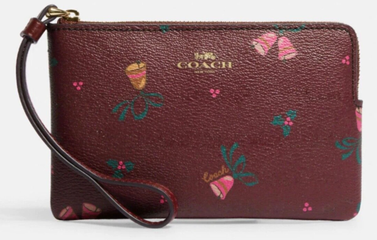 Coach christmas wristlet sales