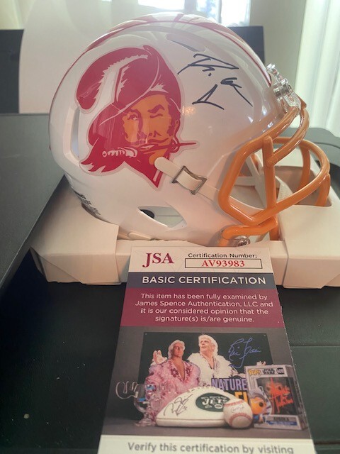 TAMPA BAY BUCCANEERS RACHAAD WHITE SIGNED BUCCO BRUCE THROWBACK