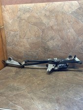 Mercedes-Benz CLA C117 X117 W117 2018 Wischergest&auml;nge Wischermotor vorne