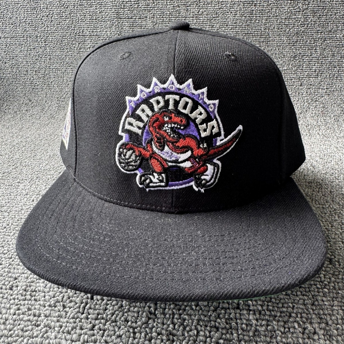Mitchell & Ness Toronto Raptors Black Snapback Cap HWC