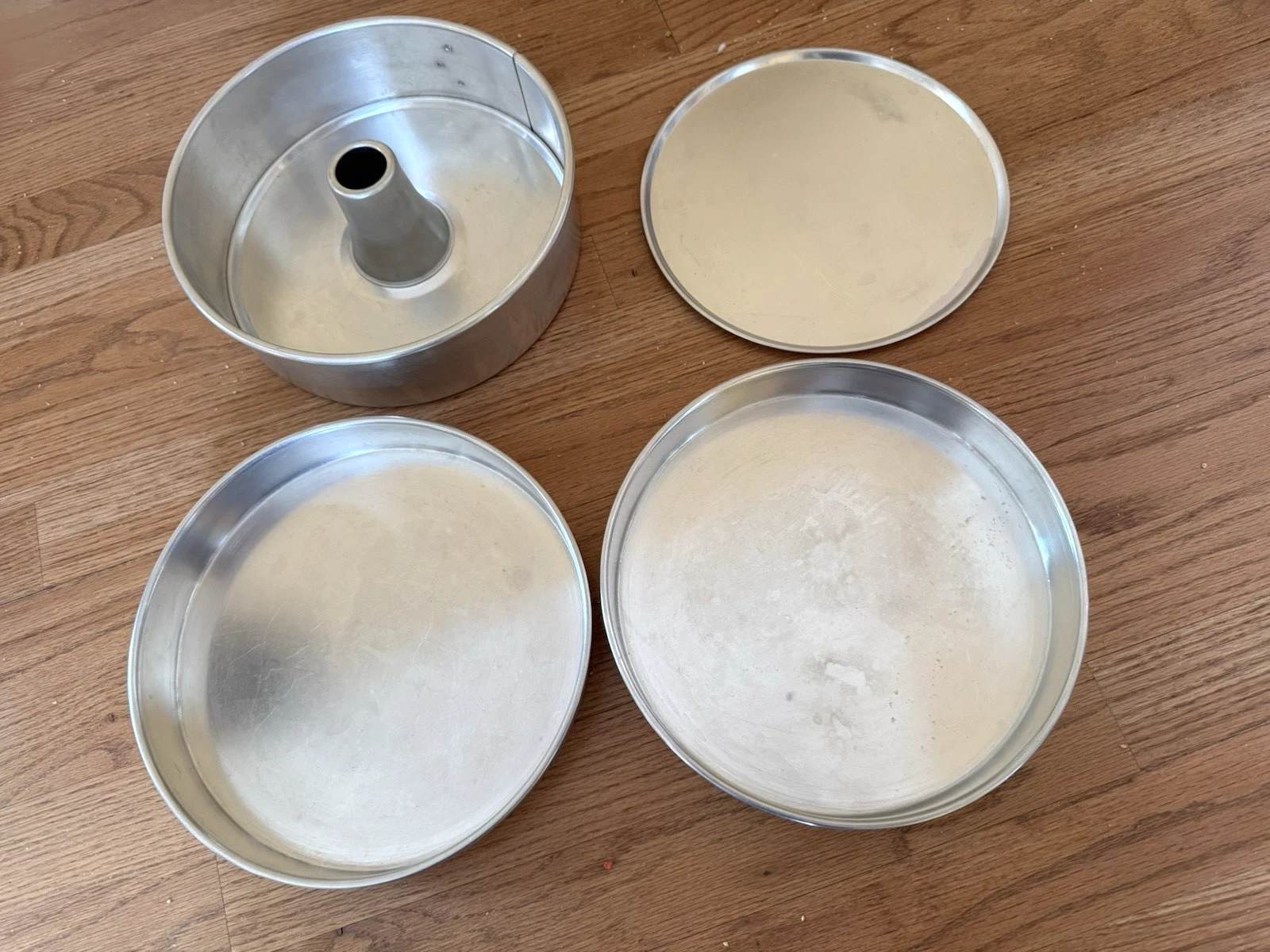 Vintage Wearever Baking Pans (2) & Interchangeable Bottoms Springform Pan (1)
