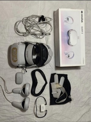 Meta Quest 2 128GB + BOBOVR M2 Plus Battery Strap, Charging Dock, Carrying Case