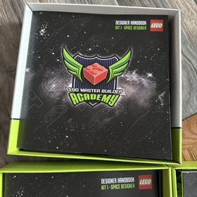 3 LEGO Master Builder Academy: Space Designer (20200) Complete With Book MBA Kit