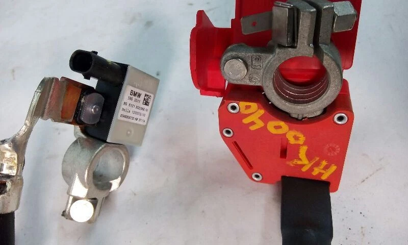 2015 BMW 428i Electrical Misc Battery Terminals - Image 2 of 4