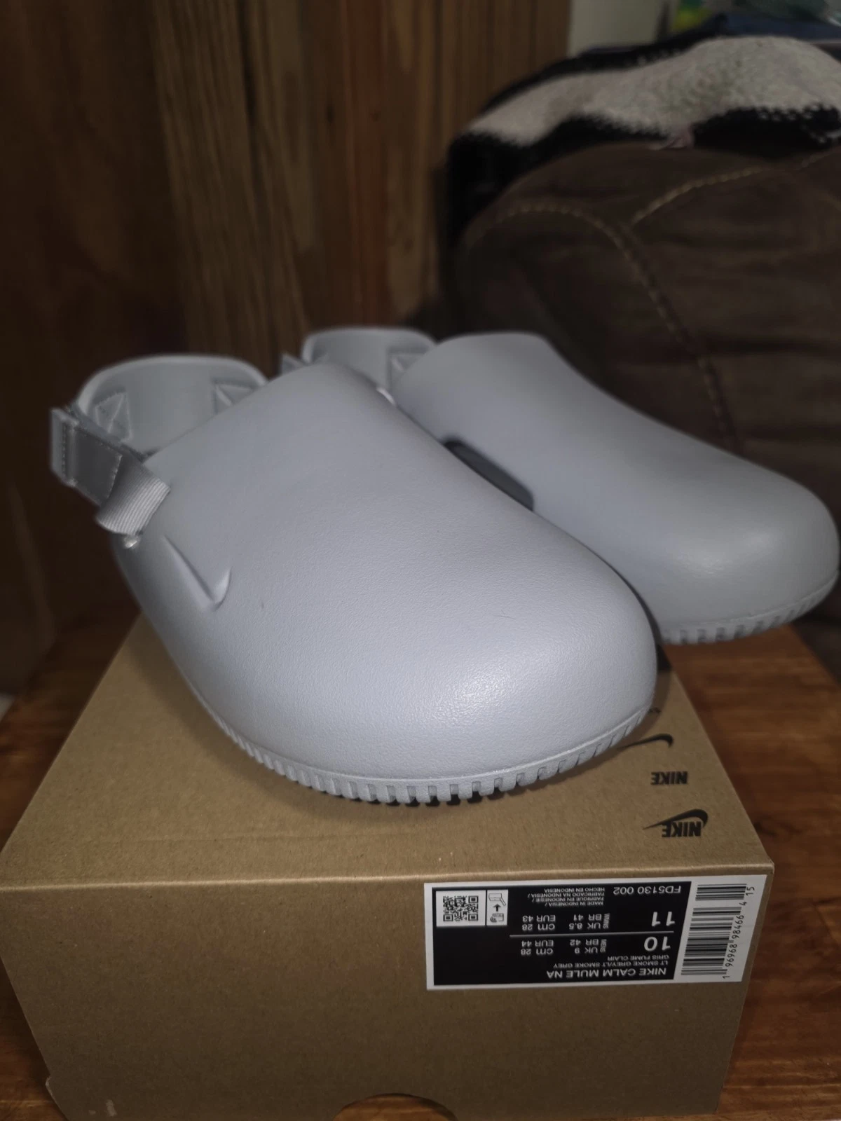 NUOVO Nike Calm Mule 'Light Smoke Grey' FD5130 002 taglia 10 uomo taglia 11 donna