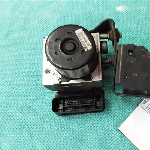 2009-2011 Volkswagen Routan  Anti-Lock Brake Control Module ABS Pump FWD OEM - Изображение 2 из 4