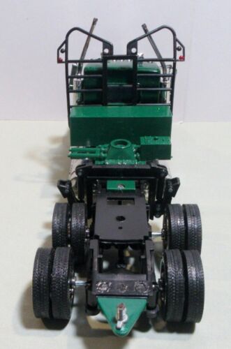New Ray Kenworth Log Hauler (Tractor Only) 11"L x 3"W x 4 1/4"H - Picture 9 of 12
