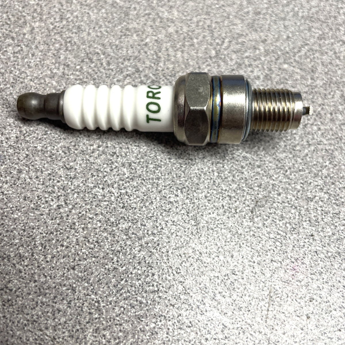金属製鍔と金具の5点セット LOT OF 2X TORCH A5RTC Spark Plug Replacement / NEW | eBay