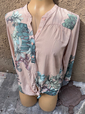 Stillwater Mauve Floral Pattern 3/4 Sleeve 1/2 Button Tie Bottom Top - Women's S
