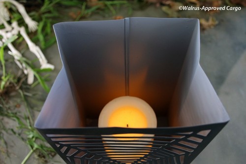 CRATE & BARREL IRON SPIDERS & WEB LUMINARY BAGS (2) -NWT- SACK YOUR BLAH DÉCOR! - Picture 10 of 12