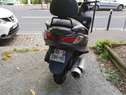 SUZUKI BURGMAN 125 / 200 CROSSBAR (for GPS,Cellphone,Camera,Cup Holder,Speakers) - Picture 10 of 14
