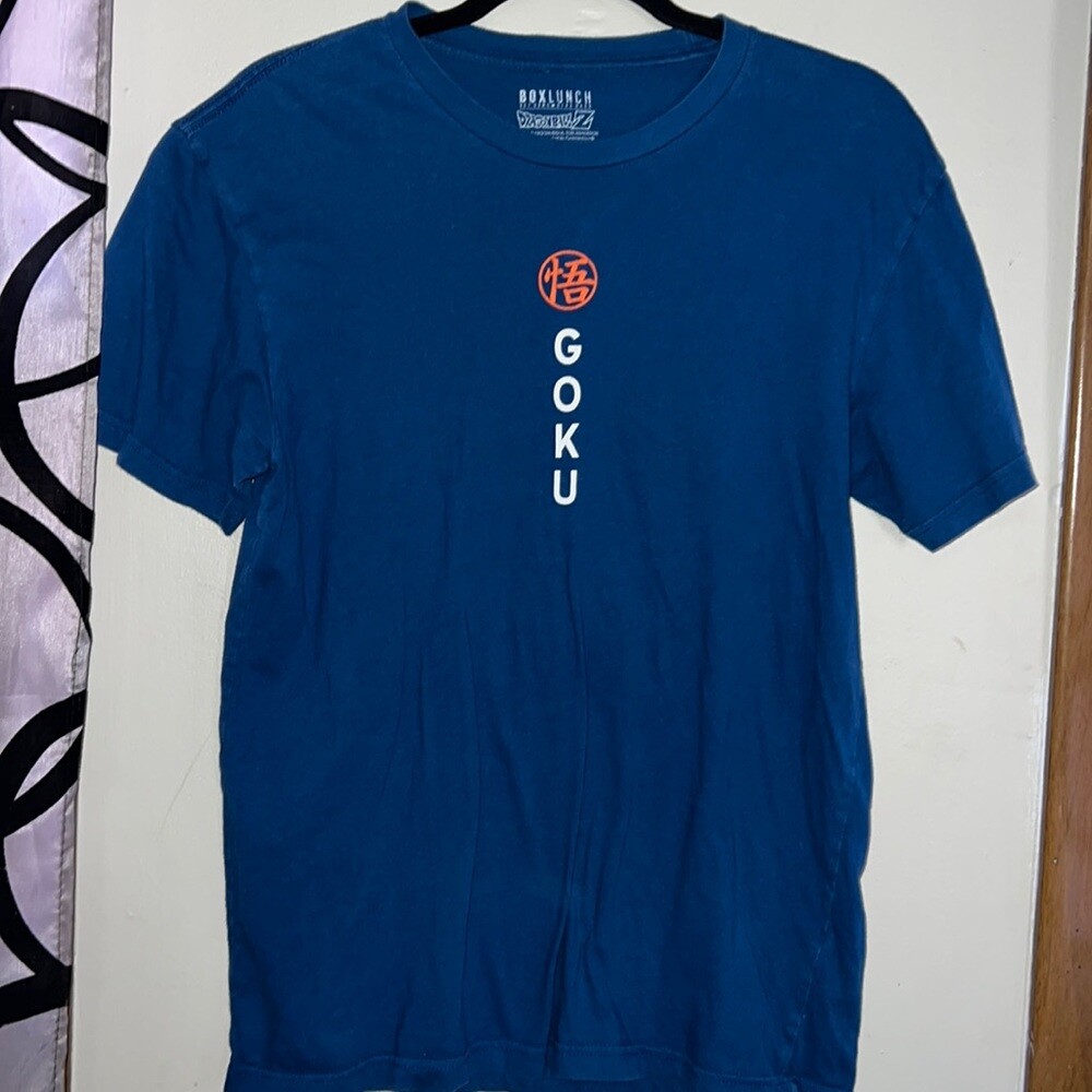 Box Lunch Dragon Ball Z Goku Super Saiyan Blue Graphi… Gem