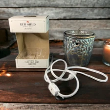Red Shed Electric Wax Warmer Semi Opaque Jar Lighting Rustic Style with Box