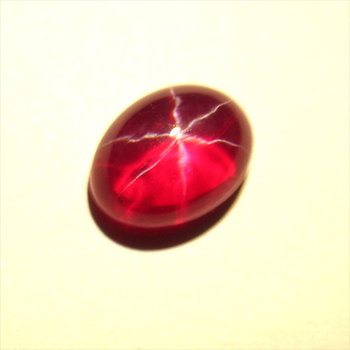 🚩 4.55 carats RED STAR RUBY OVAL VVS LOOSE GEMSTONE JEWELRY ovale étoile rubis - Picture 1 of 1