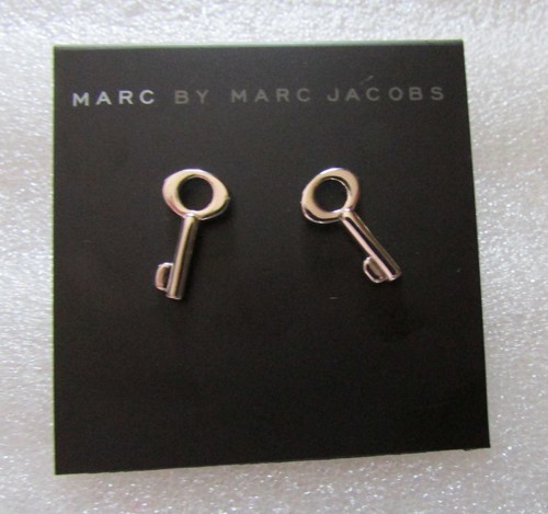 Marc Jacobs Post Earrings Lost and Found Keys Argento Silver Tone New $38 - Picture 1 of 10